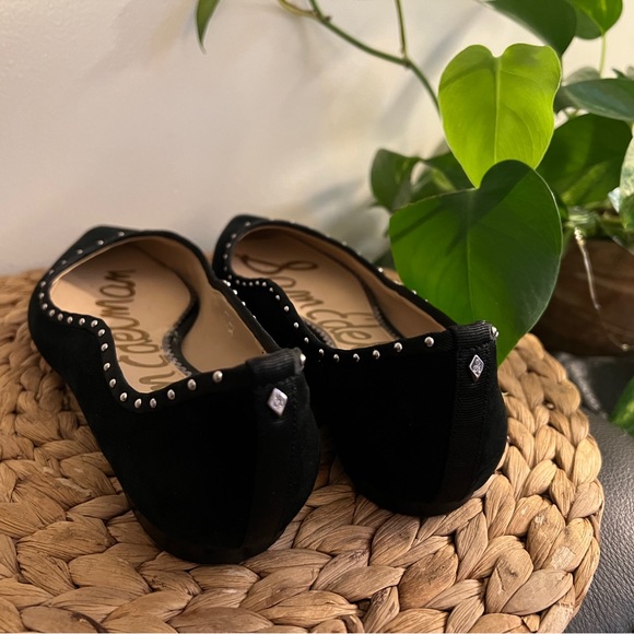 Sam Edelman Black Rivera Studded Suede Flat - Size 7 - Picture 3 of 5
